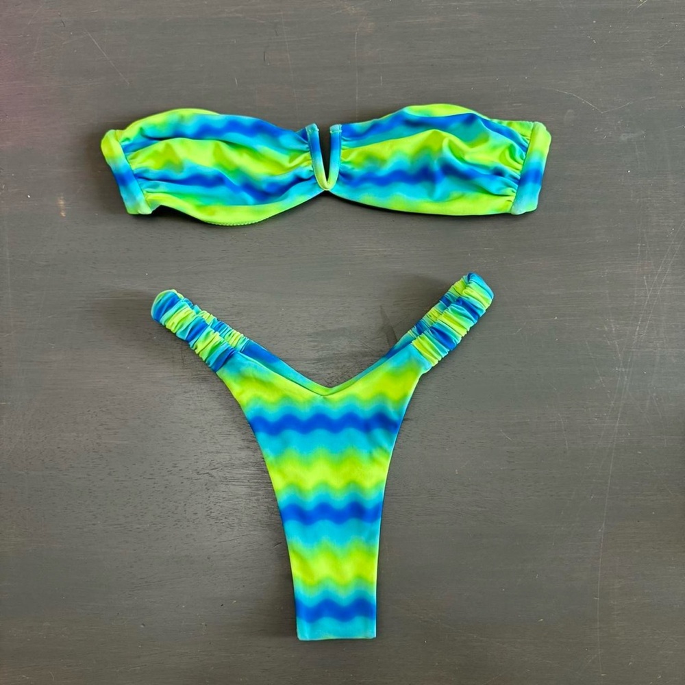 Kulani Kinis Bikini Set